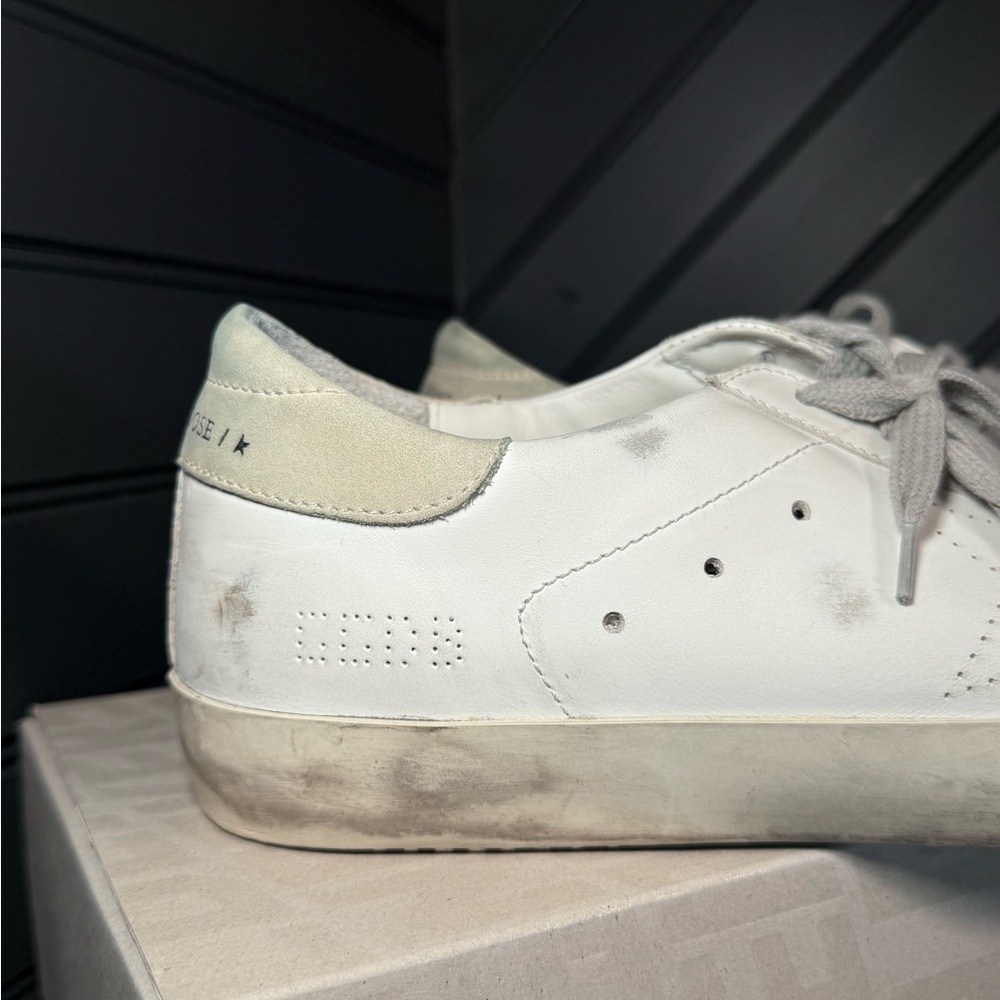 Golden Goose Men's Super-Star with perforated star and ice-gray heel tab - Picture 10 of 16